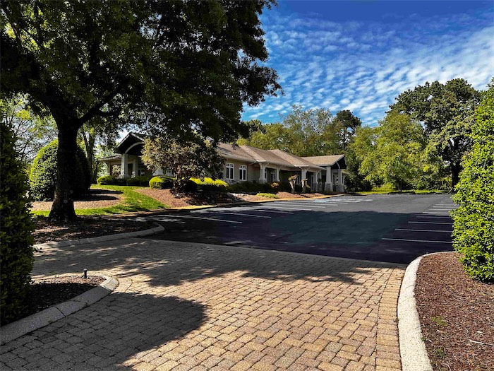 Entrance drive to Harrison Family Dentistry office on Century Oaks Drive in Chattanooga TN